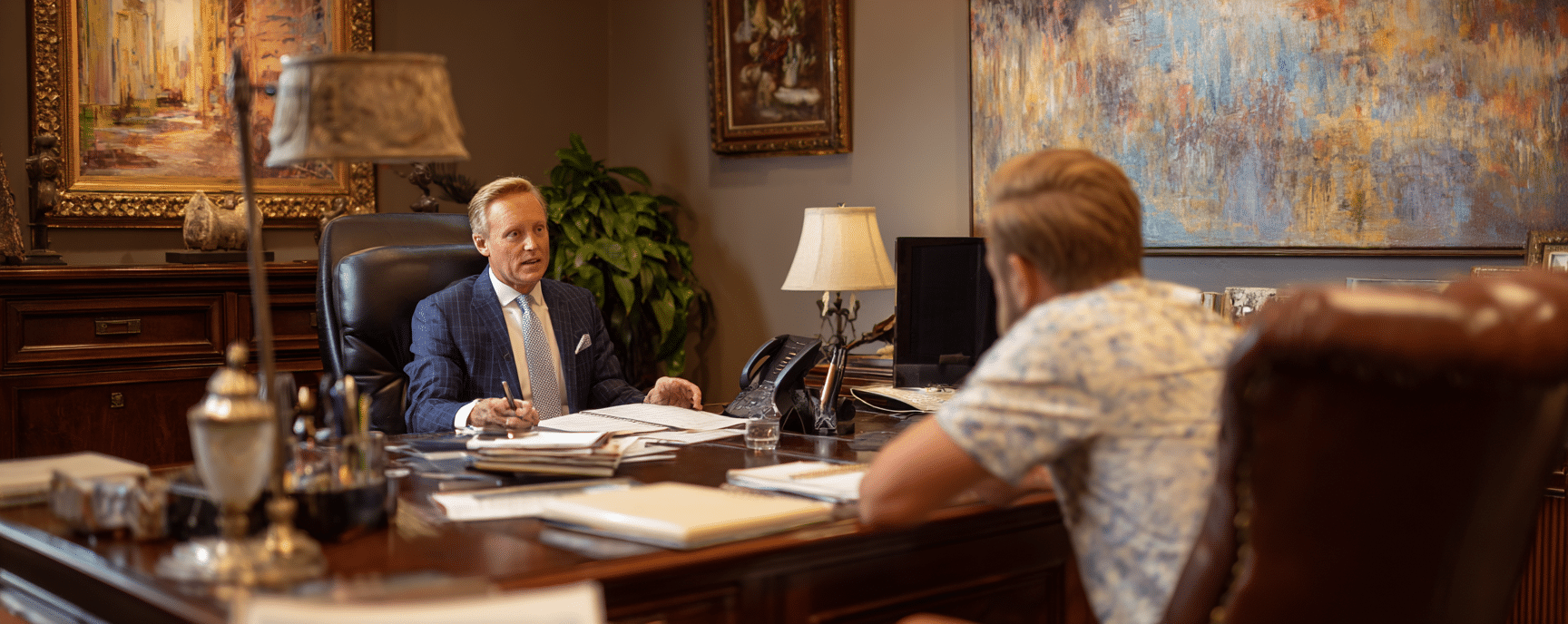 Tulsa car accident lawyer explaining the compensation process to the victim